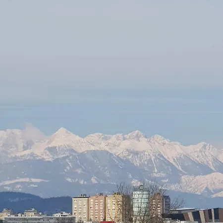 Apartments Ljubljana 아파트 류블랴나