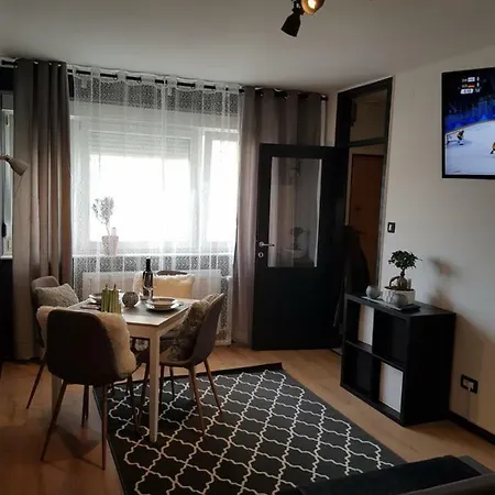Apartman Apartments Ljubljana *